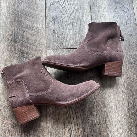 UGG Bandara Suede Ankle Boot Taupe Size 9 Zipper Leather Heel Boots - Picture 8 of 13